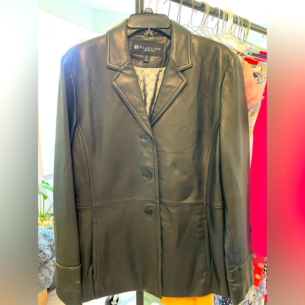 Women’s Kenneth Cole Black Leather Jacket; Size XL